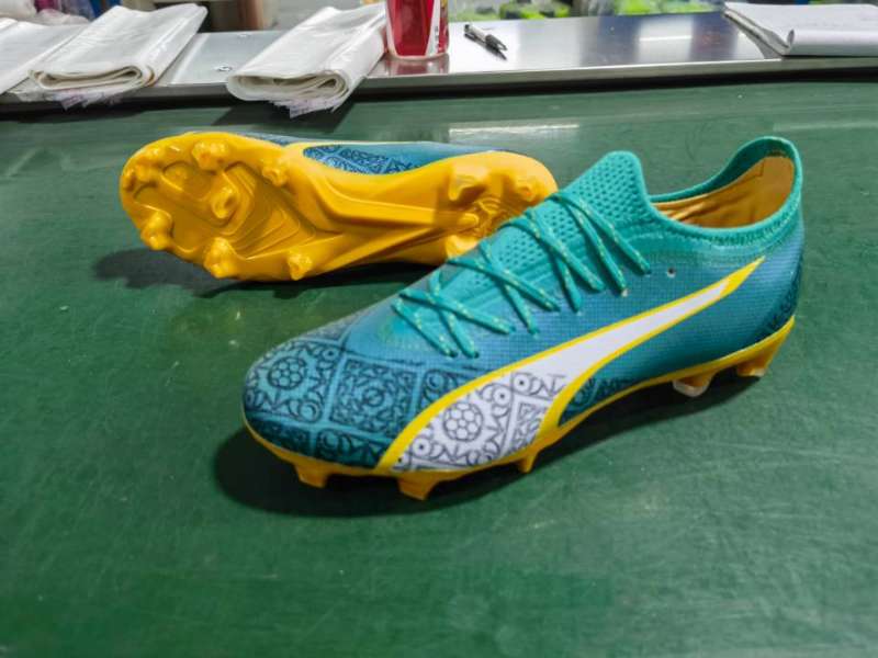 Puma Ultra Ulimate FG Size 39-45-56628419